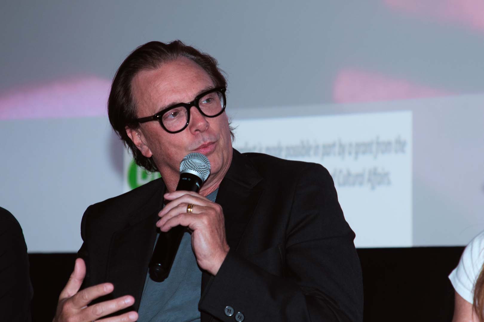 Donovan Leitch speaks to the audience