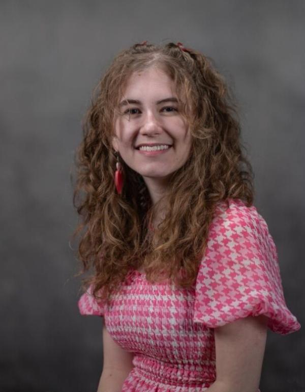 Keira Schehl Headshot